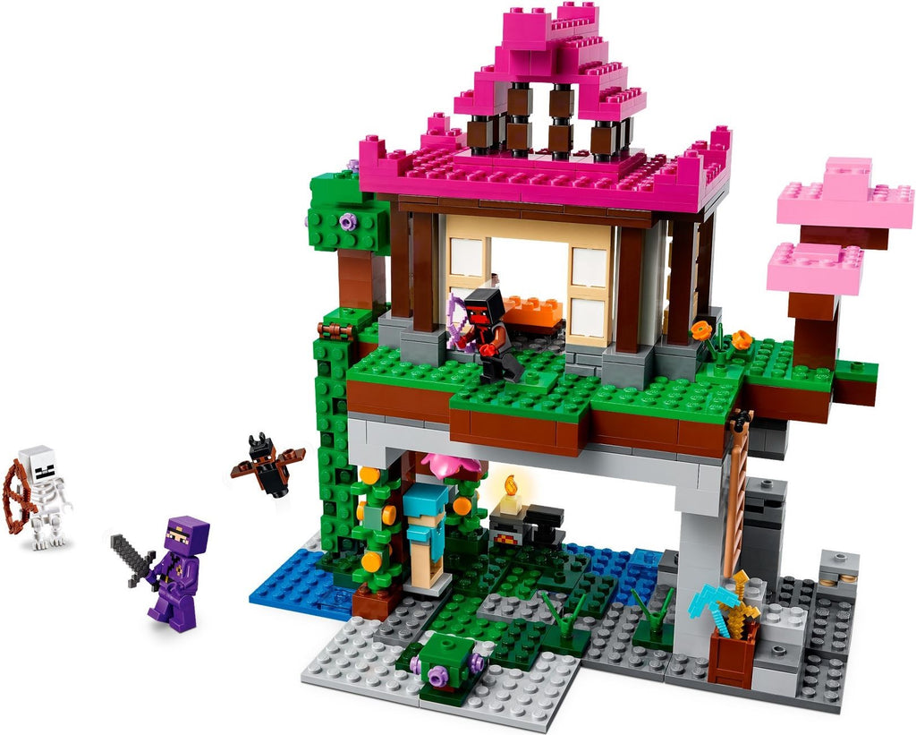 Minecraft The Training Grounds - LEGO 21183 - New In Box